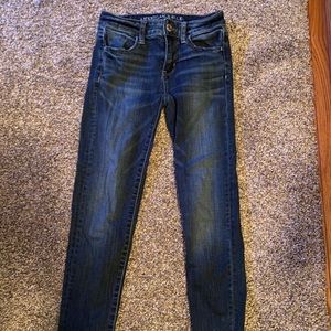 plain dark american eagle jeans